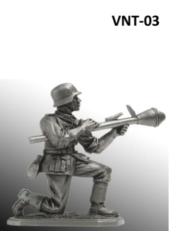 Немецки пехотинец с Фауст-патроном, 1944-45